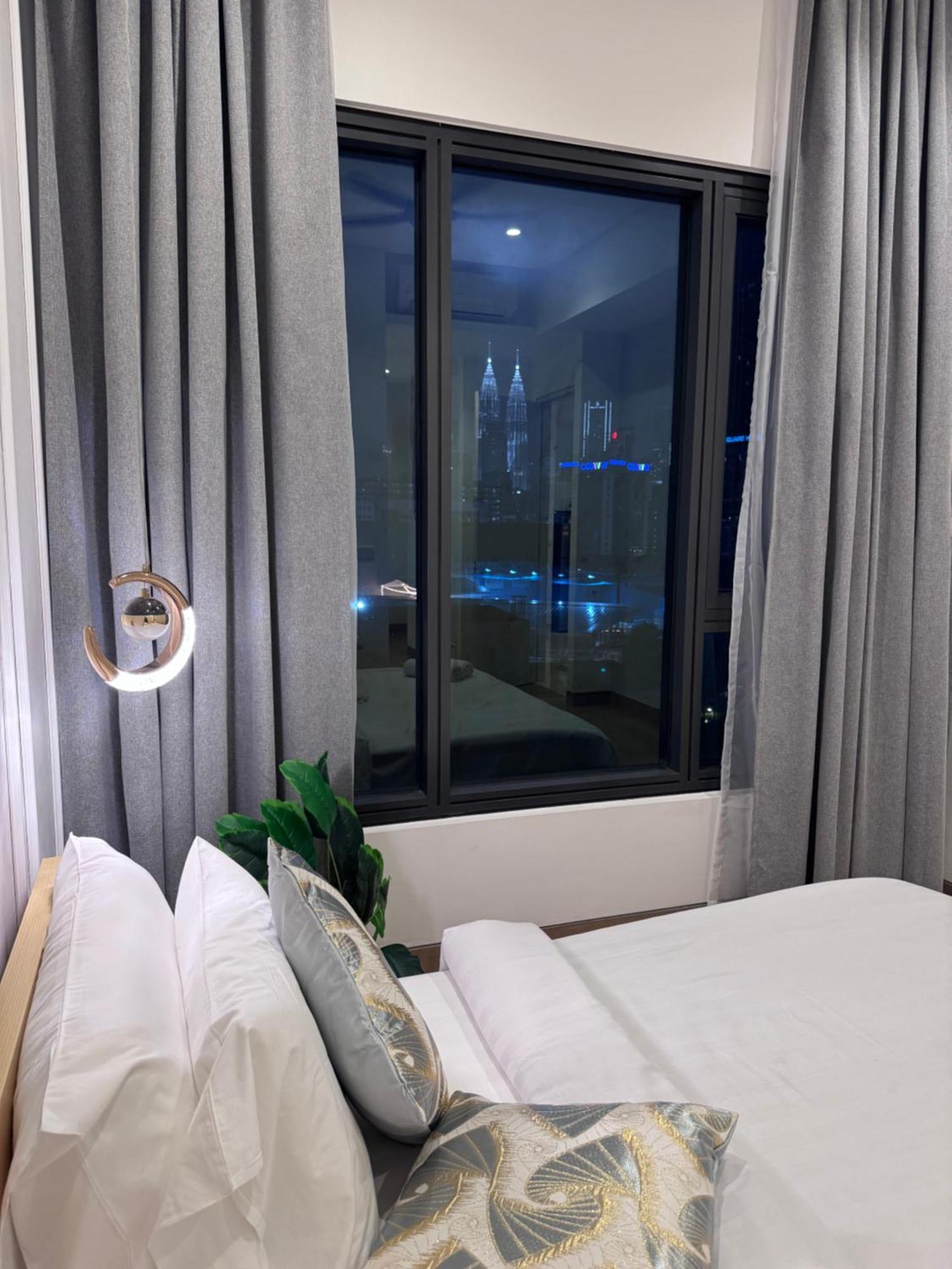 Infinity Pool Suite Bukit Bintang Lalaport Bbcc Kuala Lumpur Exteriör bild